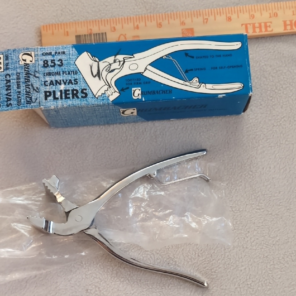 Grumbacher Chrome Plated Canvas Pliers - Silver